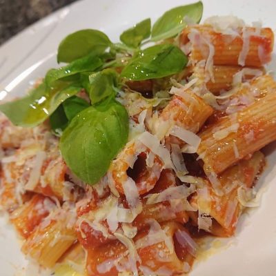 RIGATONI REQUESON